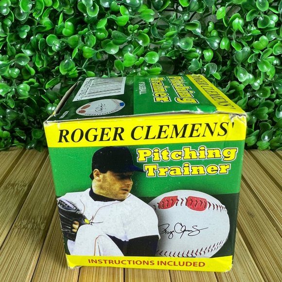 NIB Roger Clemens Pitching Trainer Baseball New - Picture 4 of 10